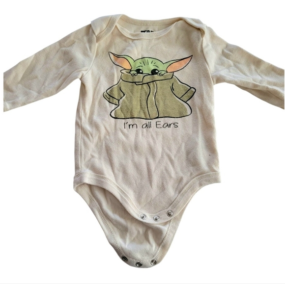 Star Wars Cream Baby Yoda Long Sleeve Onesie Size 3 To 6 Months - Picture 1 of 6